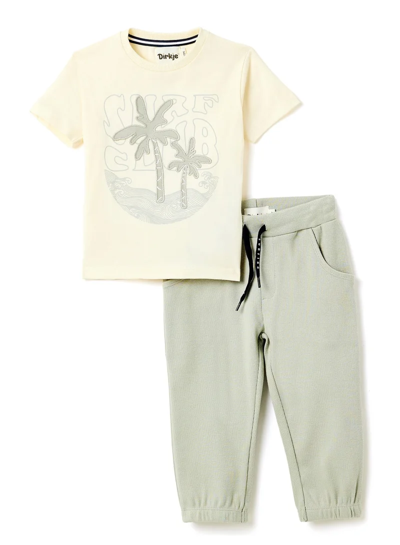 ديركجي طقم ولادي قطعتين تي شيرت بطبعة نخيل ونقوش نادي ركوب الأمواج وسروال رياضي مضلع